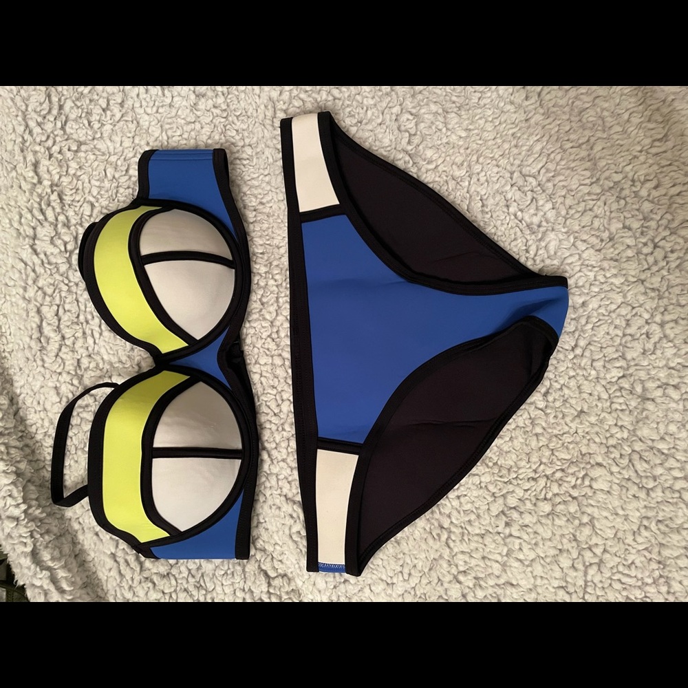 Triangl bikini